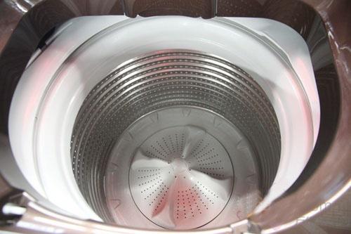 激光焊接機(jī),光纖傳輸激光焊接機(jī),激光焊接機(jī)多少錢(qián)一臺(tái),光纖激光打標(biāo)機(jī)價(jià)格